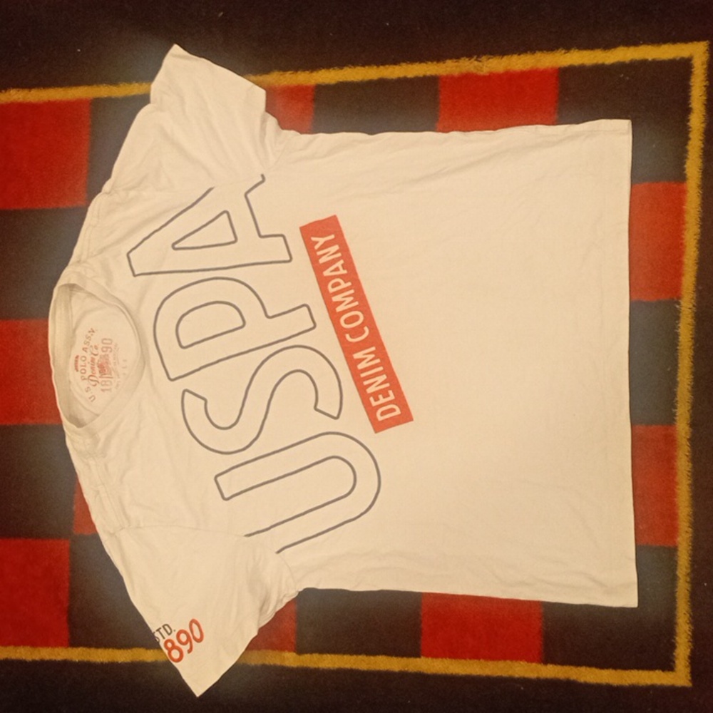 U.S. Polo Assn. White and Red Graphic Tee